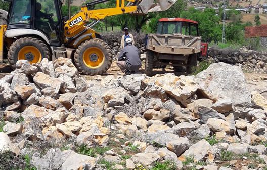 YENİ MEZARLIK DUVARI YAPIMI